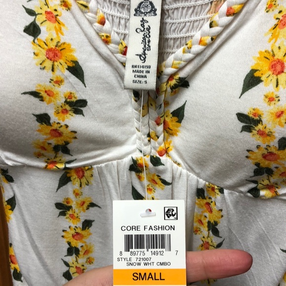 American Rag Top - Picture 7 of 8